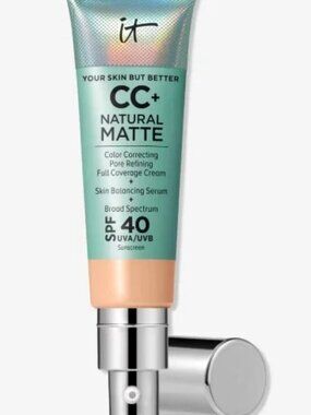 It Cosmetics CC+ Cream  (Natural) Matte Foundation with SPF 40 – Light Medium